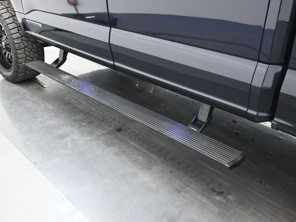 Used 2021 Ford F150 Lariat w/ Equipment Group 502A High image 27