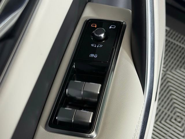 New 2026 Jaguar F-PACE R-Dynamic S image 28