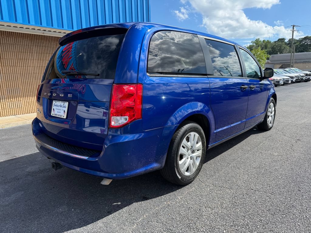 Used 2019 Dodge Grand Caravan SE FWD image 7