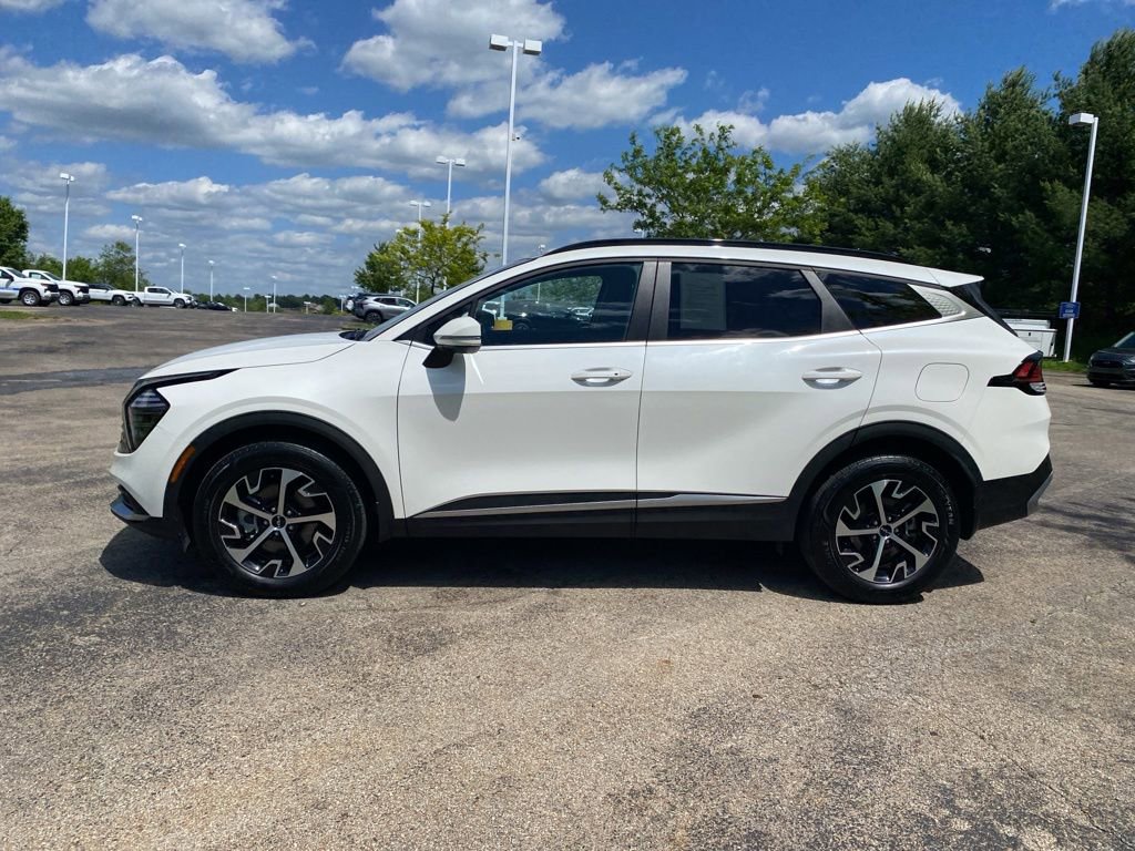 Certified 2024 Kia Sportage EX w/ EX Premium Package AWD/4WD image 5