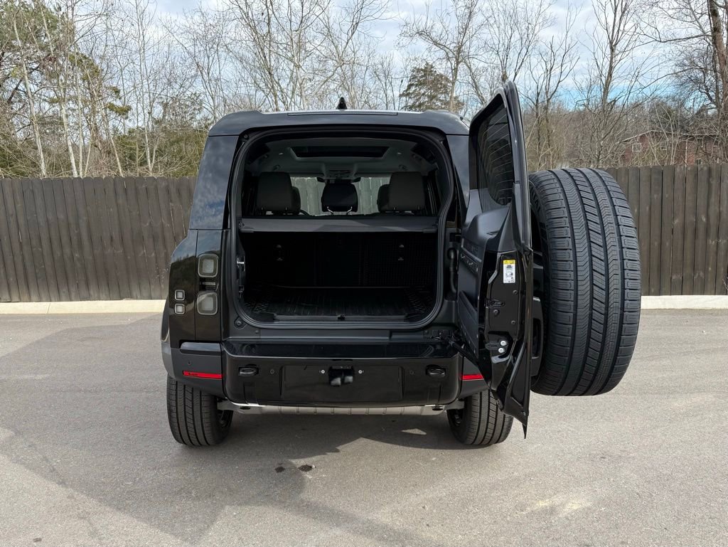New 2026 Land Rover Defender 110 S image 5