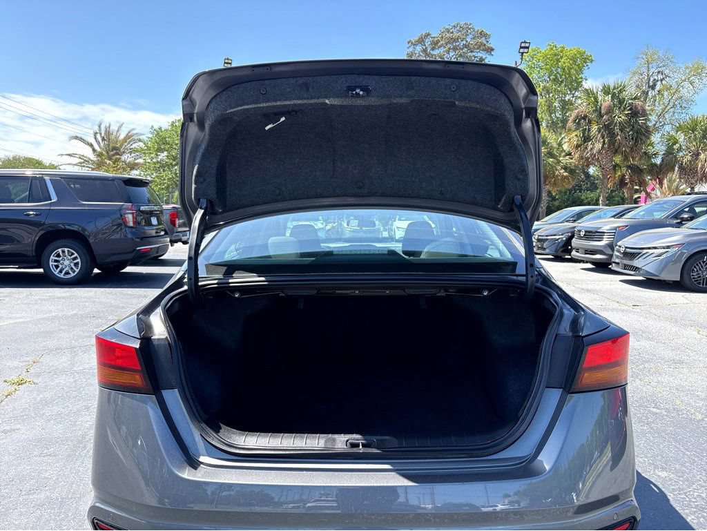 Used 2024 Nissan Altima 2.5 SV FWD image 20
