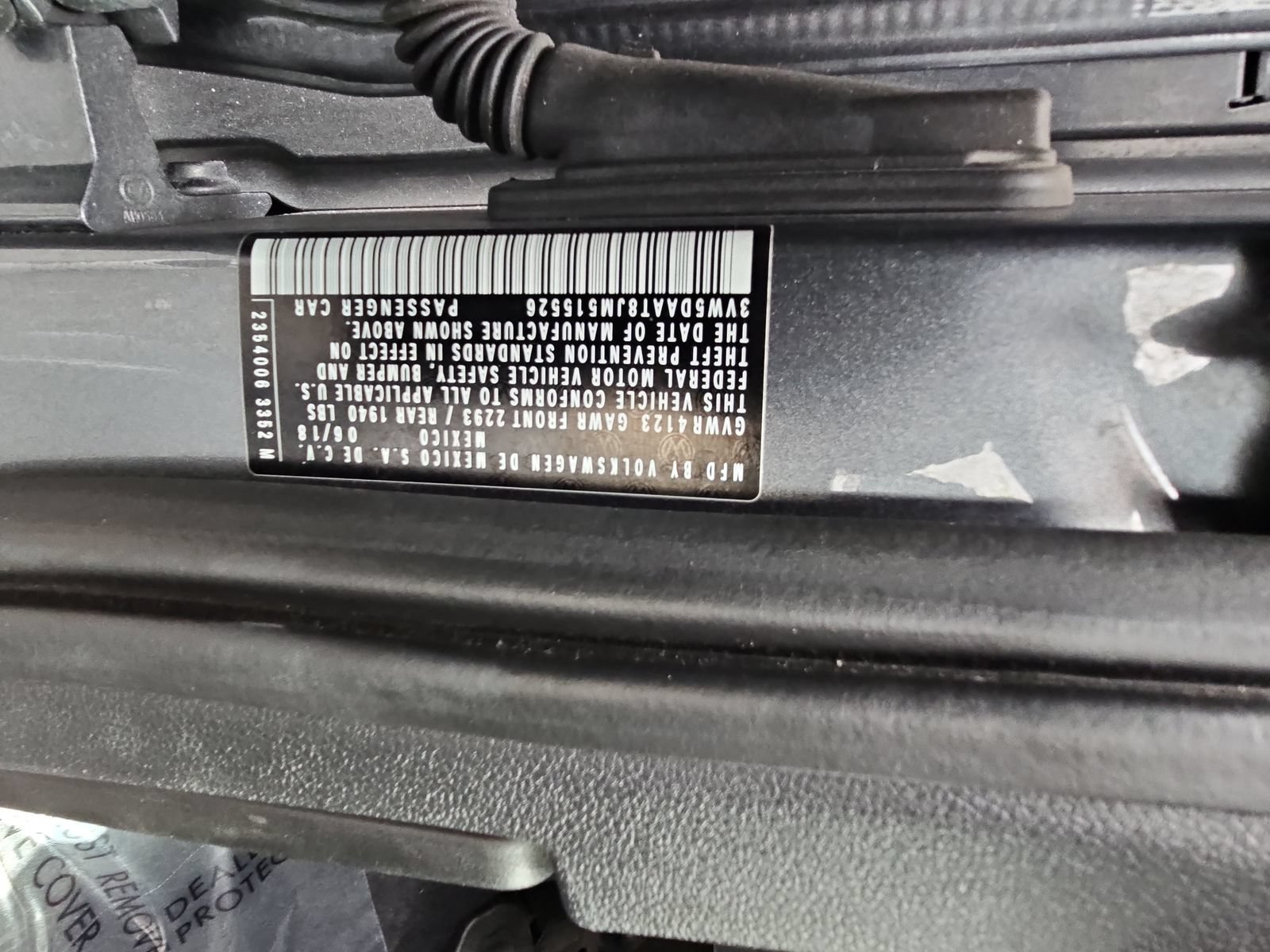 Used 2018 Volkswagen Beetle 2.0T S FWD image 33