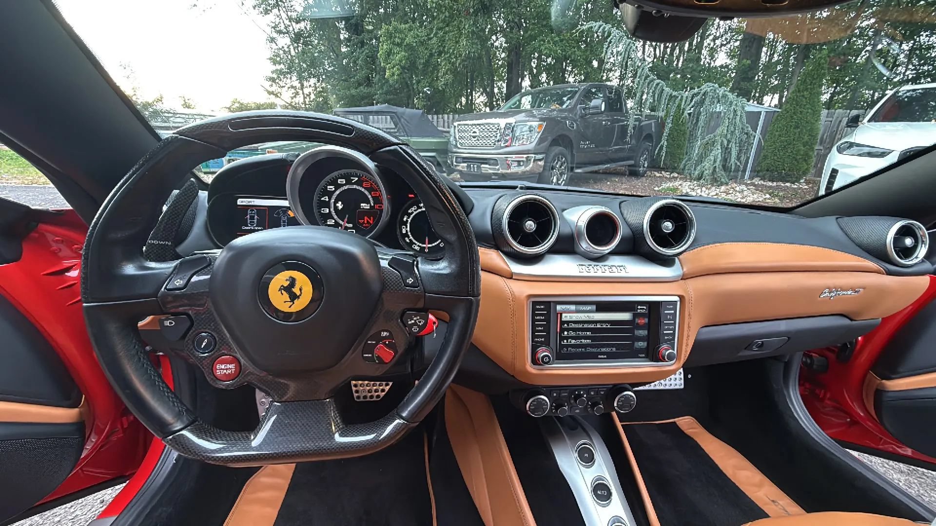 Used 2017 Ferrari California T RWD image 21