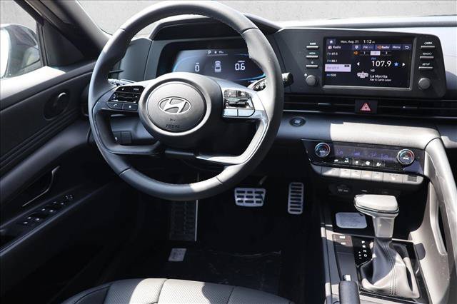 New 2026 Hyundai Elantra SEL Sport FWD image 24