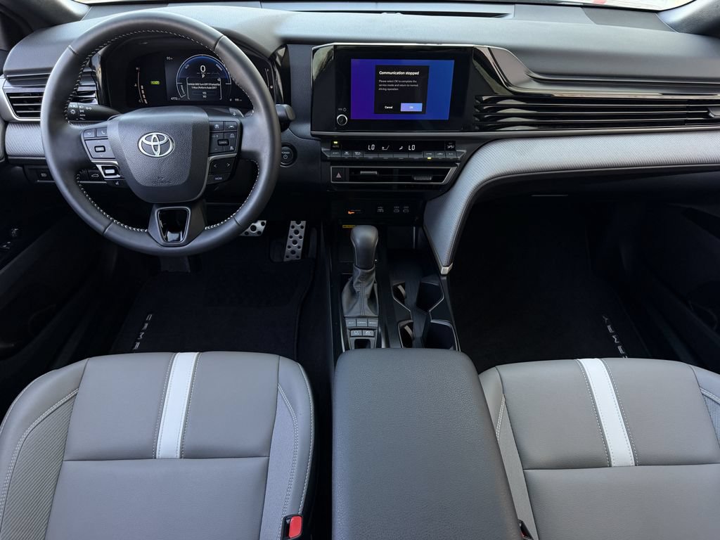 Used 2025 Toyota Camry SE w/ Convenience Package FWD image 12