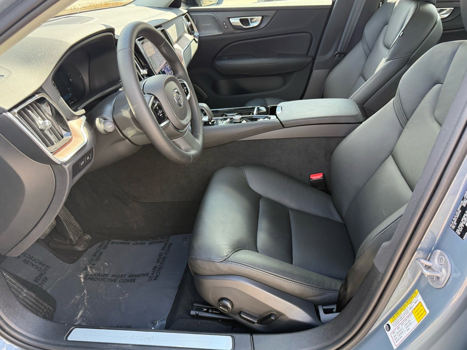 Used 2024 Volvo S60 T8 Plus w/ Climate Package image 12