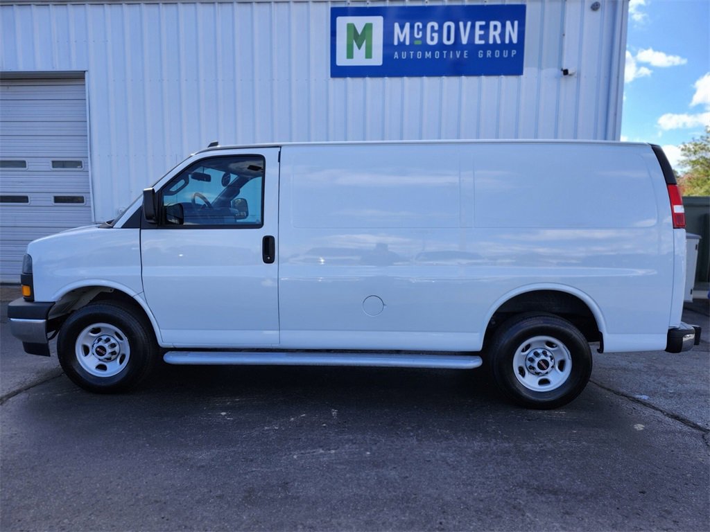 Used 2023 GMC Savana 2500 w/ Driver Convenience Package image 2
