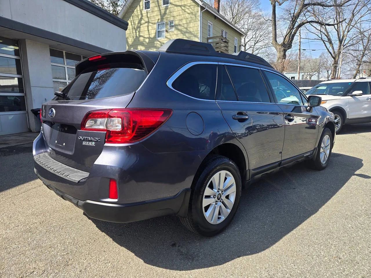 Used 2015 Subaru Outback 2.5i Premium AWD/4WD image 26