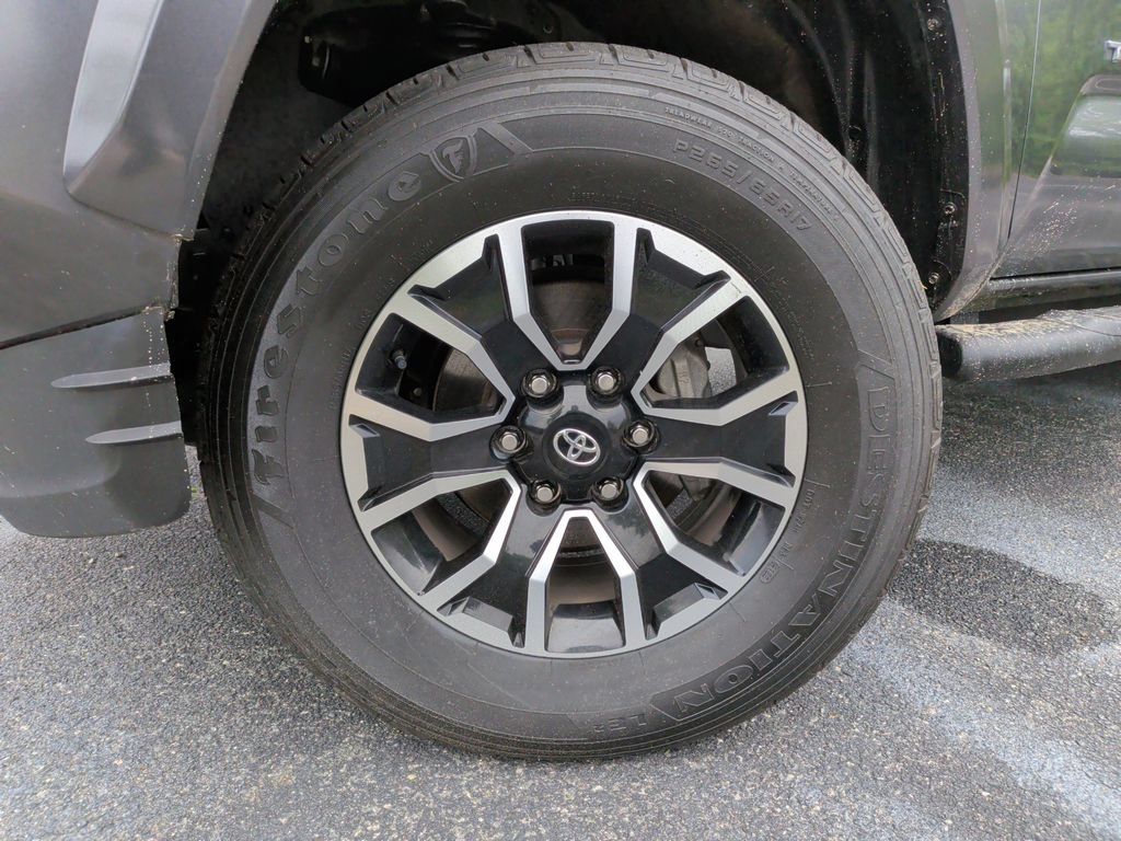 Used 2023 Toyota Tacoma TRD Sport AWD/4WD image 10