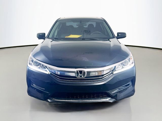 Used 2017 Honda Accord EX-L image 2