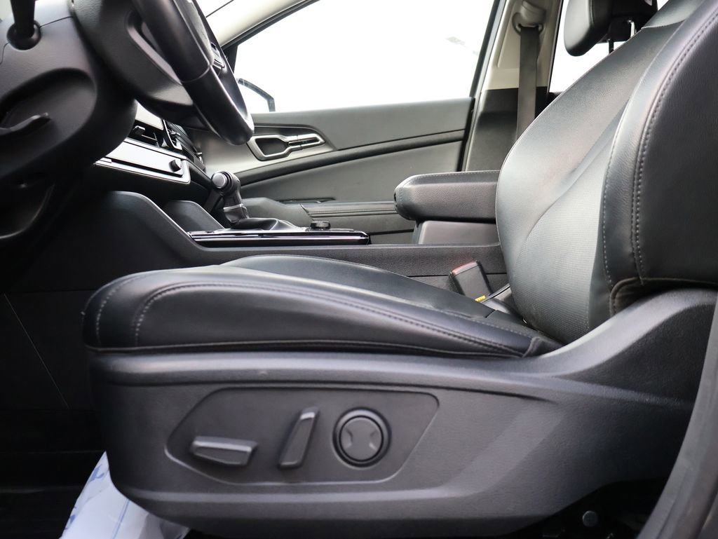 Used 2024 Kia Sportage EX image 39
