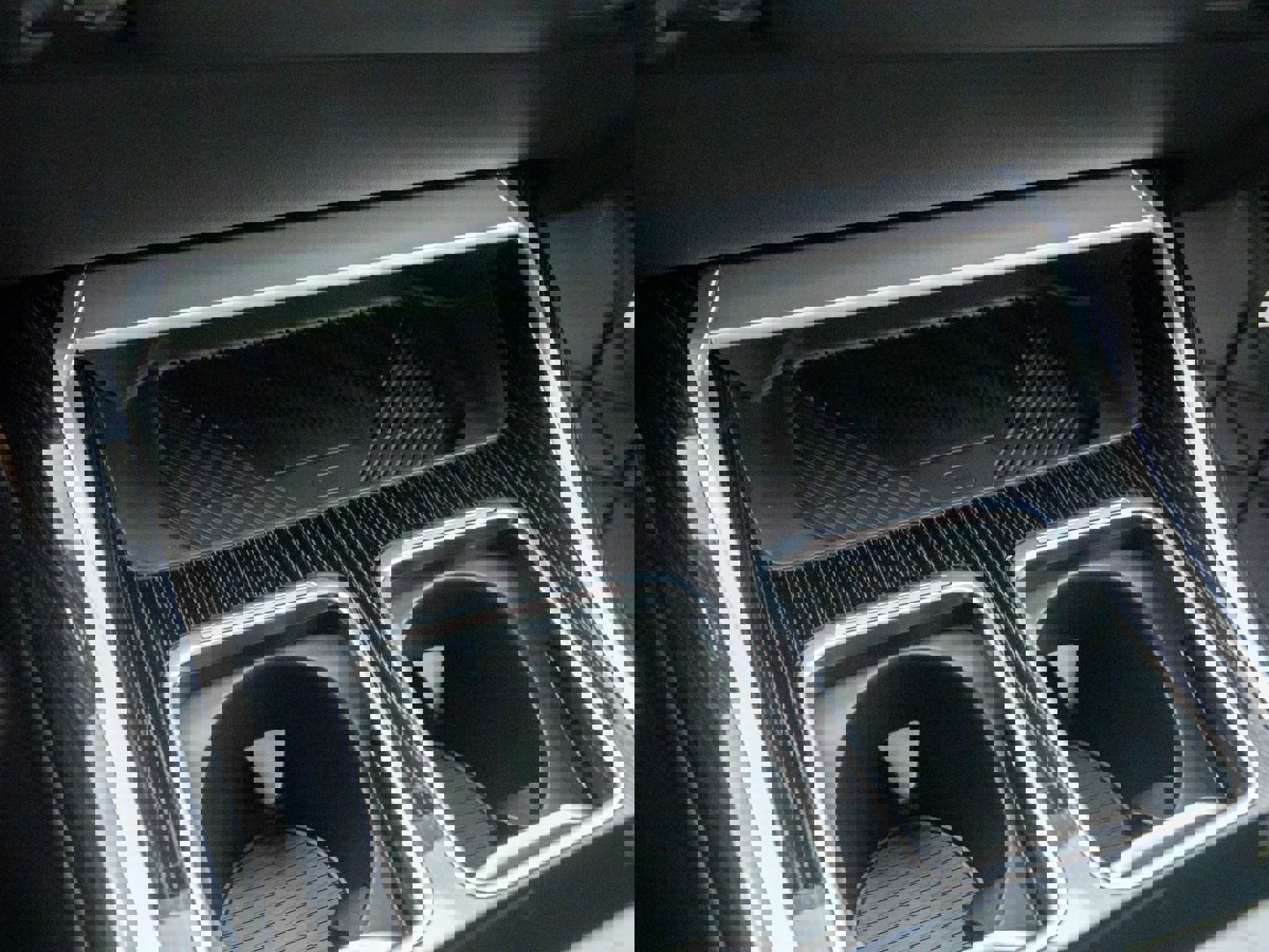 New 2026 BMW 750e xDrive w/ Executive Package image 28