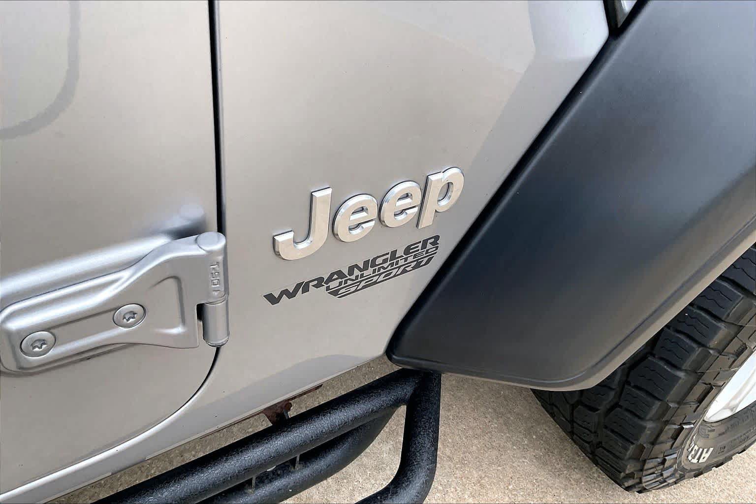 Used 2018 Jeep Wrangler Unlimited Sport S AWD/4WD image 29