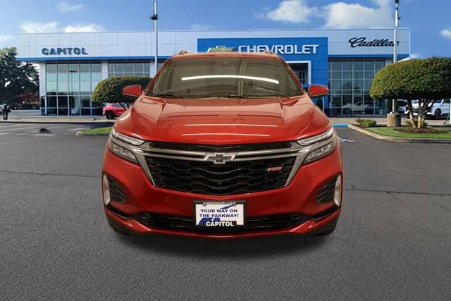 Used 2022 Chevrolet Equinox RS w/ RS Leather Package image 7