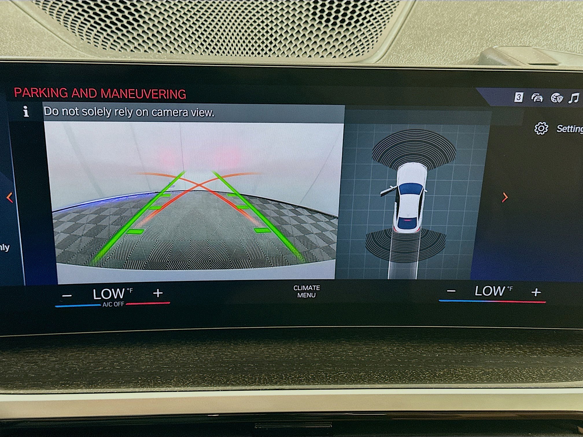 Used 2023 BMW i4 eDrive35 w/ Premium Package image 23