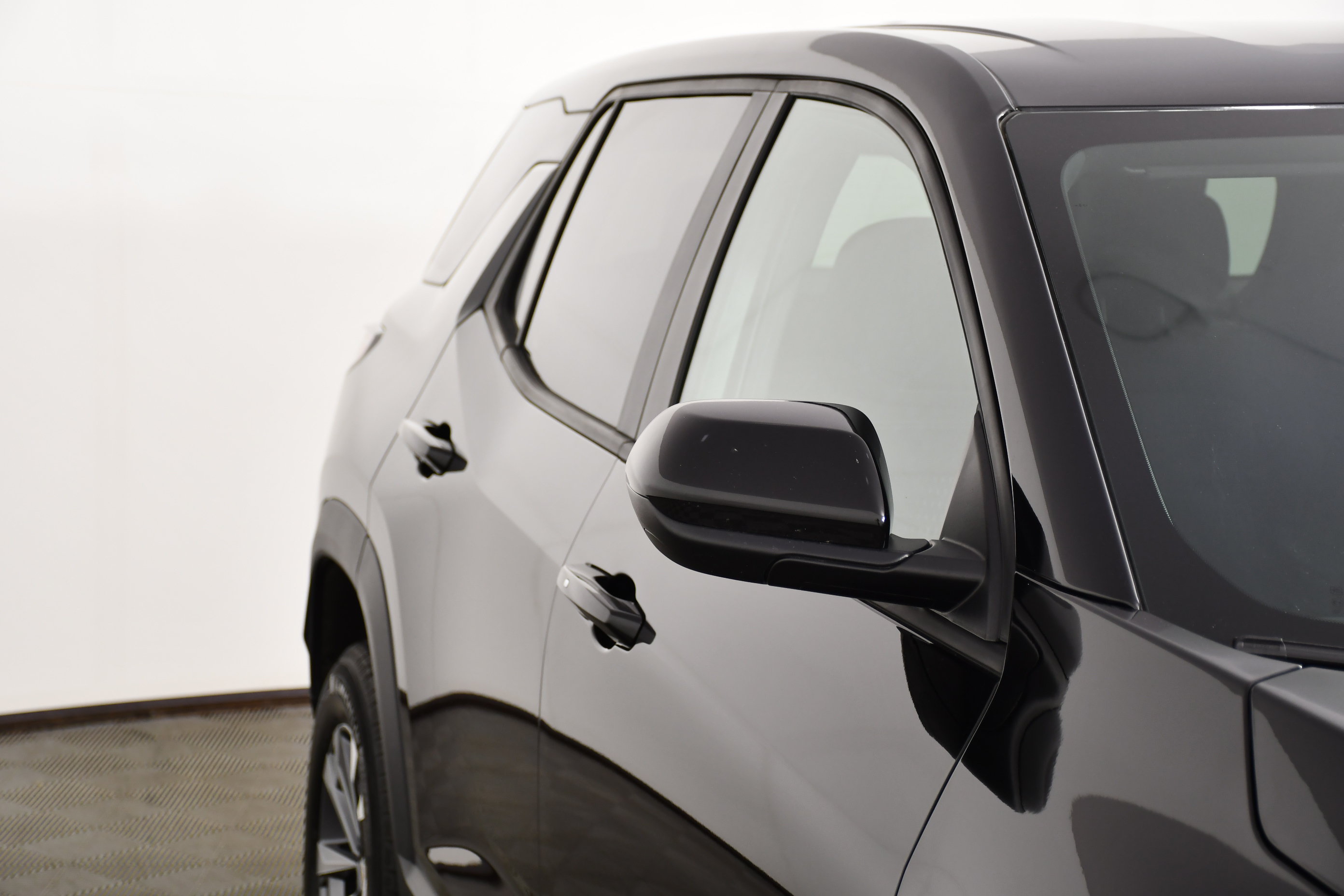 Used 2026 Chevrolet Equinox LT AWD/4WD image 14
