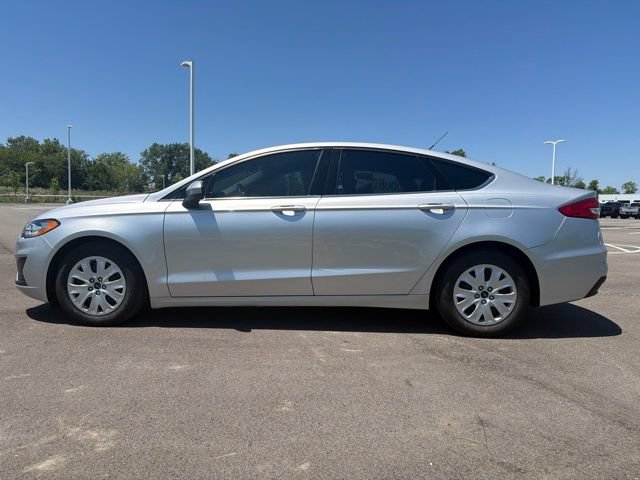 Used 2019 Ford Fusion S FWD image 11