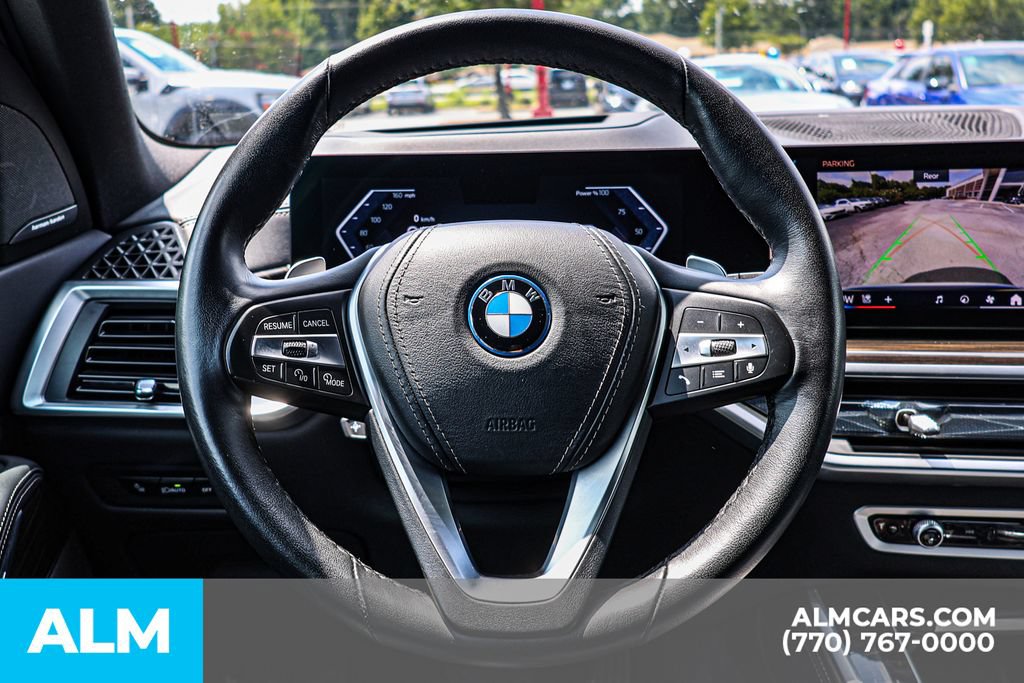 Used 2025 BMW X5 xDrive50e AWD/4WD image 32