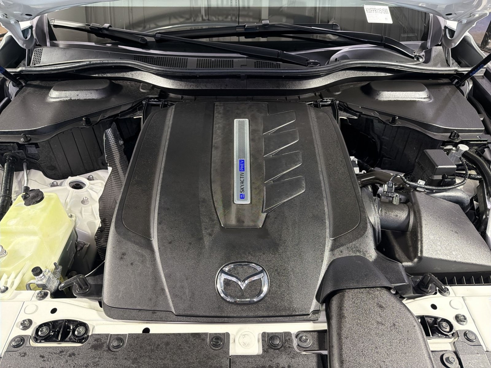 Used 2024 MAZDA CX-90 Plug-In Hybrid w/ Preferred AWD/4WD image 33