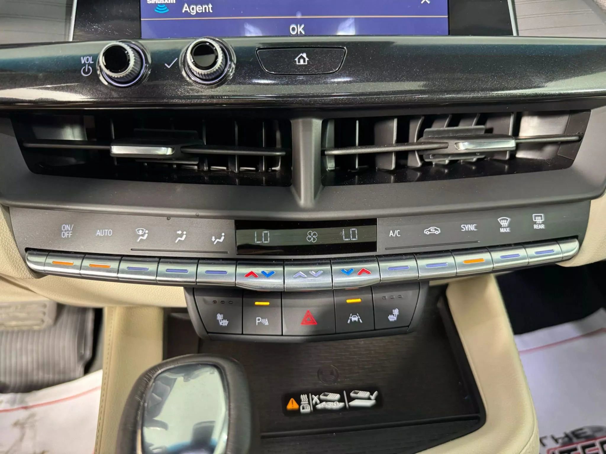 Used 2024 Cadillac CT4 Luxury w/ Sun And Sound Package image 22