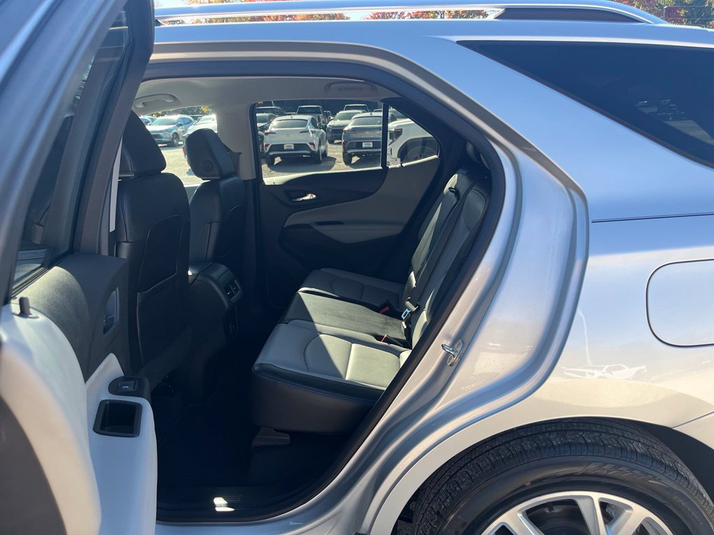 Used 2019 Chevrolet Equinox Premier FWD image 29