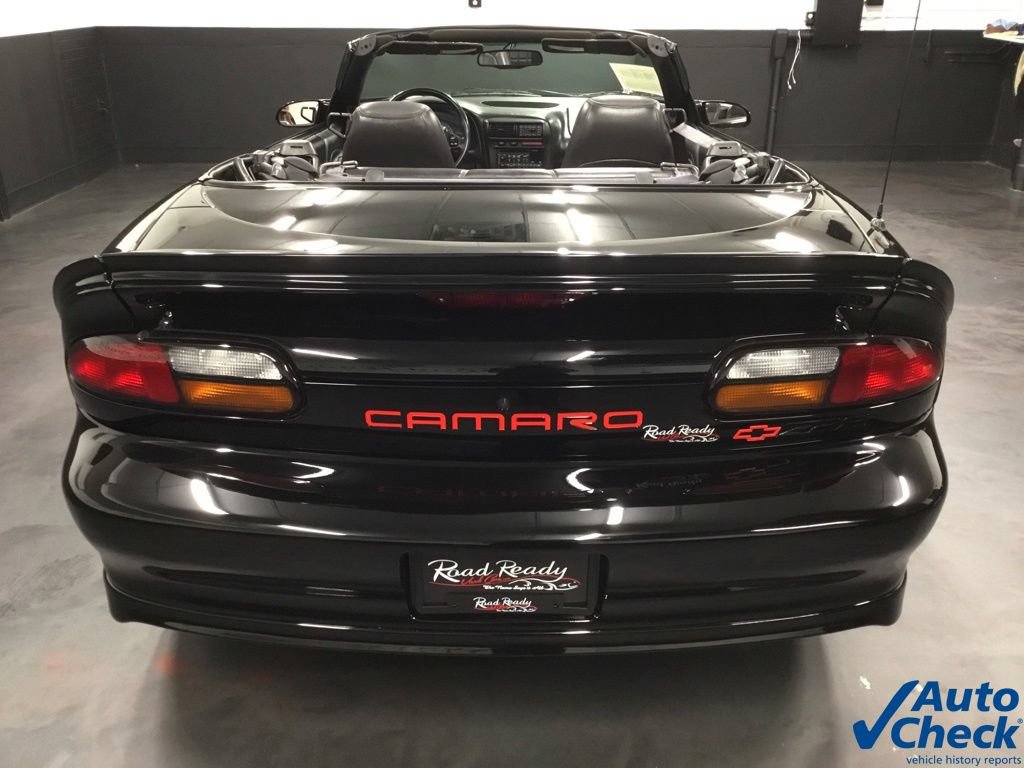 Used 2000 Chevrolet Camaro Z28 w/ Sport Appearance Pkg RWD image 9