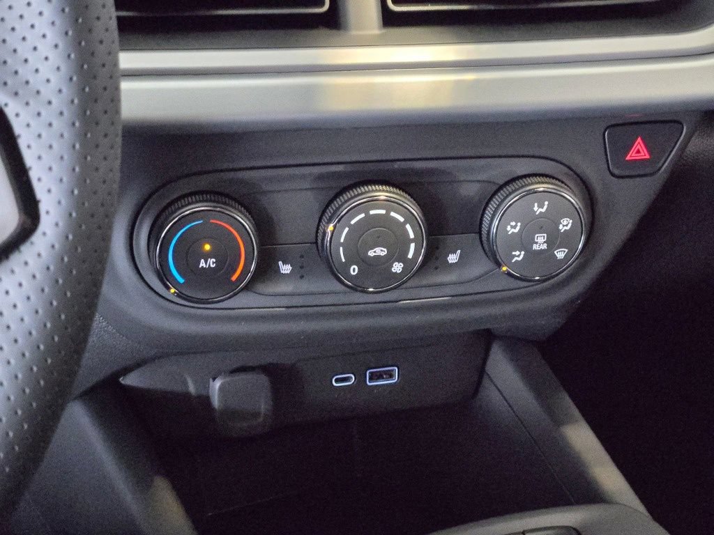 New 2026 Chevrolet Trax RS w/ Driver Confidence Package FWD image 24