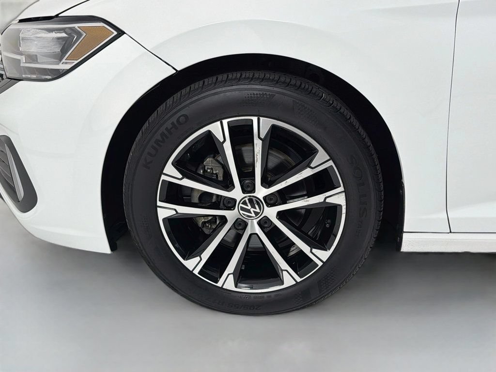 Certified 2023 Volkswagen Jetta Sport FWD image 28
