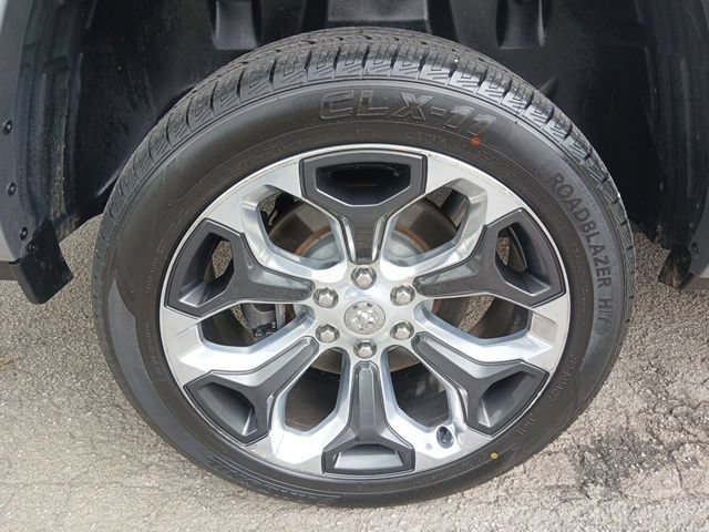 Used 2019 RAM 1500 Limited w/ Advanced Safety Group AWD/4WD image 19
