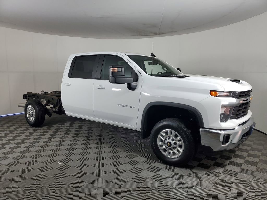 New 2026 Chevrolet Silverado 2500 LT w/ Convenience Package image 3