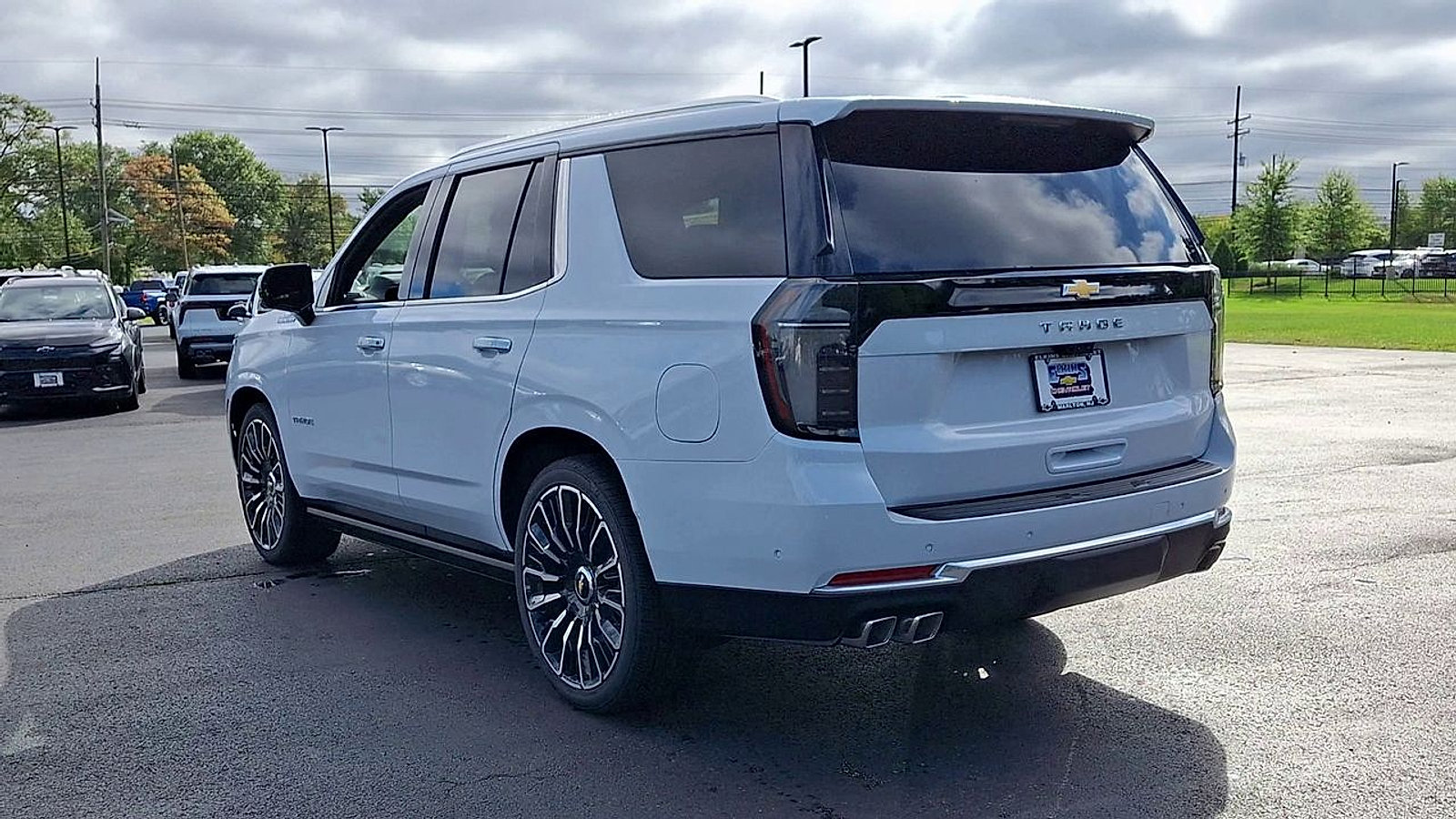 New 2026 Chevrolet Tahoe High Country AWD/4WD image 9