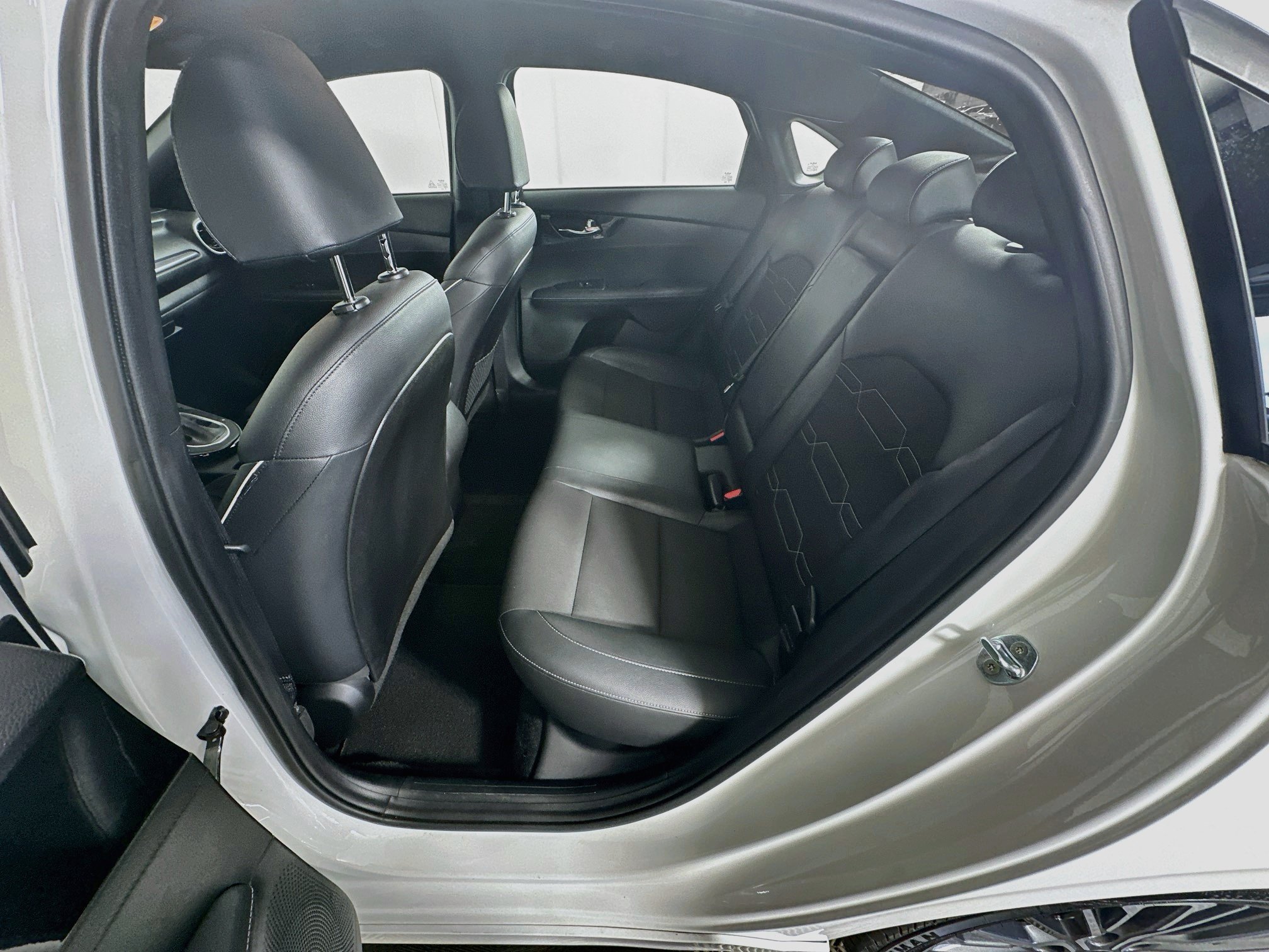 Used 2022 Kia Forte GT-Line w/ GT-Line Technology Package FWD image 27