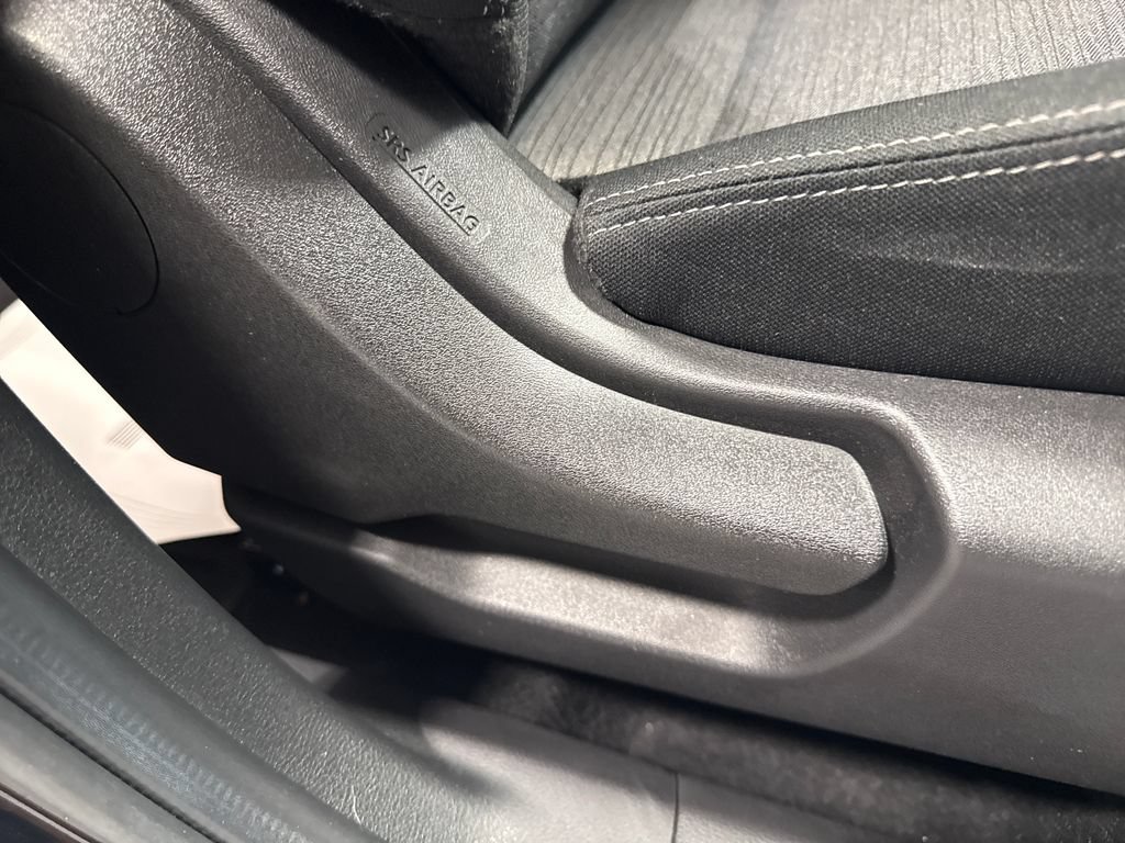 Used 2023 Nissan Rogue SV AWD/4WD image 33