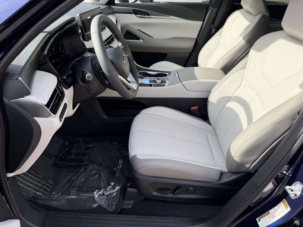 New 2026 INFINITI QX60 Luxe image 8