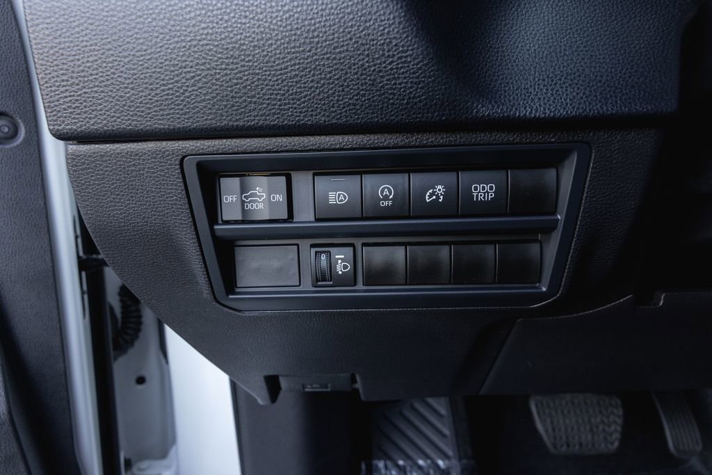 Used 2025 Toyota Tundra SR w/ SR Tow Package image 13