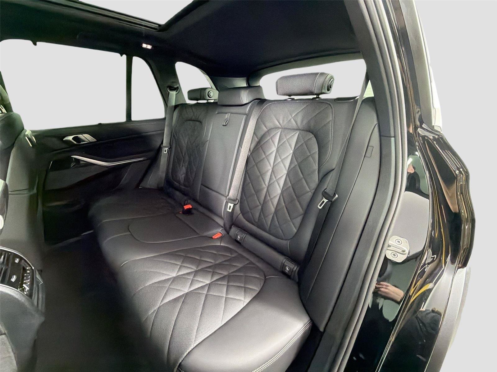 New 2026 BMW X5 sDrive40i w/ Climate Comfort Package RWD image 50