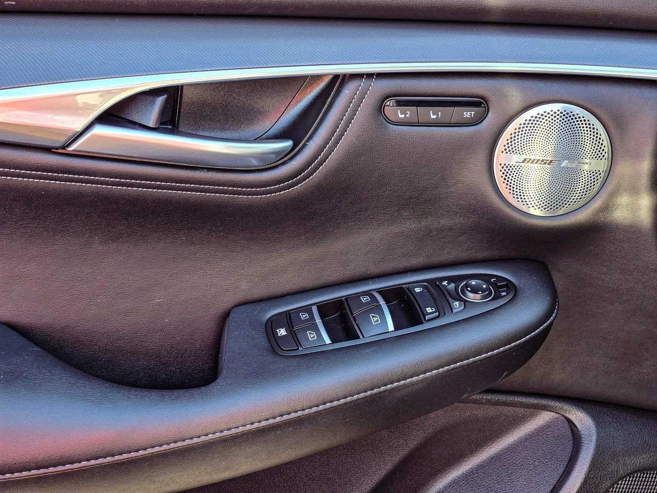 Used 2025 INFINITI QX55 Essential image 11