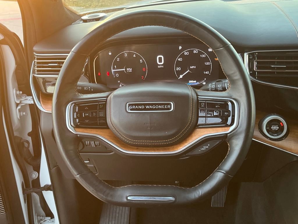 Used 2024 Jeep Grand Wagoneer L Series III image 18