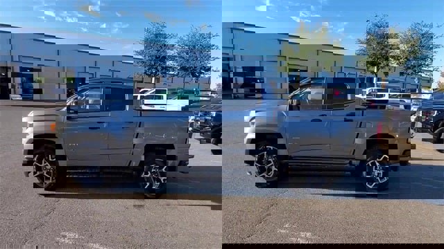 Used 2021 GMC Canyon AT4 w/ Driver Alert Package image 36