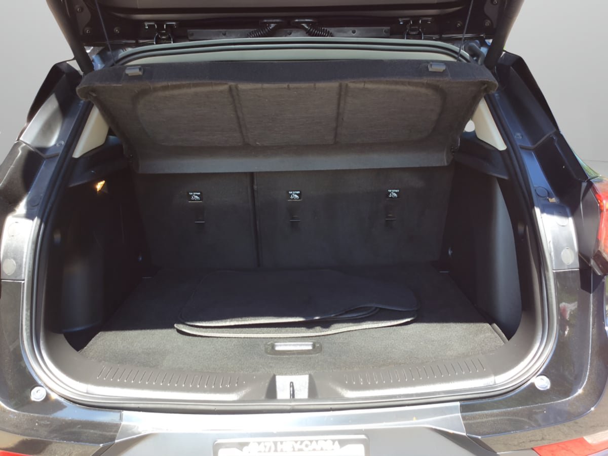 Used 2022 Buick Encore GX Essence w/ Experience Buick Package FWD image 13