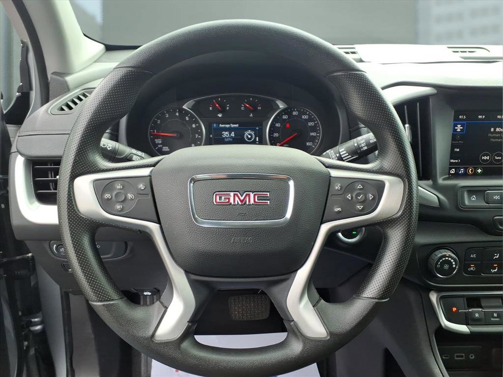 Used 2024 GMC Terrain SLE image 17