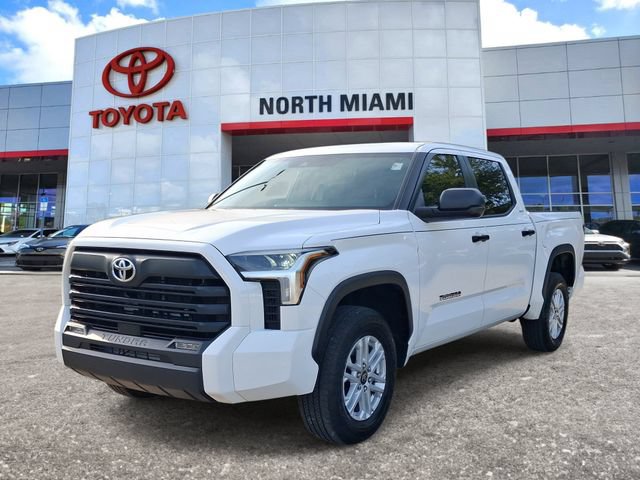 Used 2025 Toyota Tundra SR5 AWD/4WD image 2