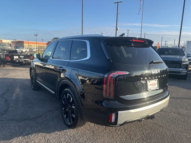 Used 2024 Kia Telluride SX Prestige w/ Towing Package image 5