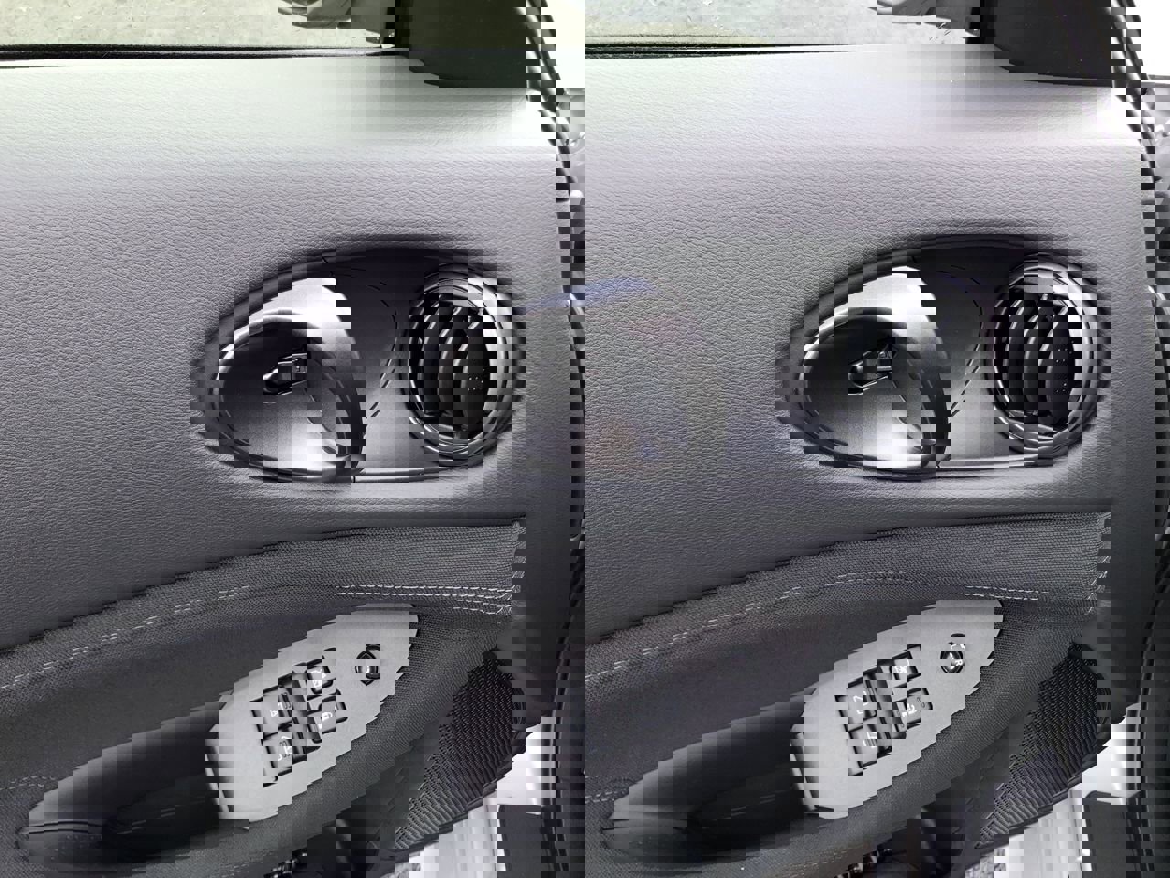 New 2025 Nissan Z Sport w/ Floor Mat Package image 20