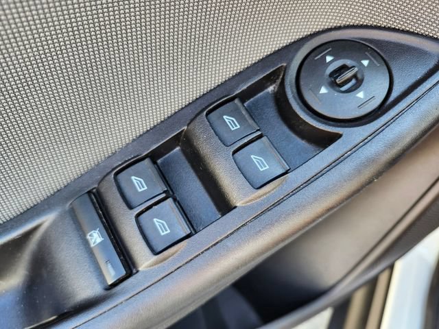 Used 2014 Ford Focus SE FWD image 34