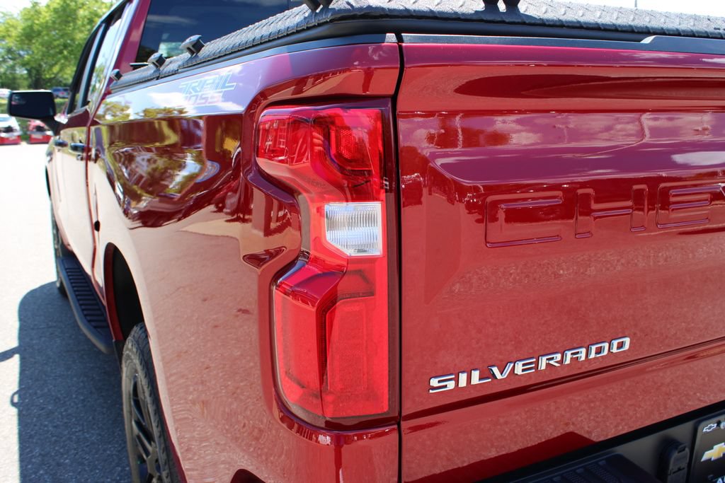 Certified 2025 Chevrolet Silverado 1500 LT Trail Boss w/ Convenience Package II AWD/4WD image 13