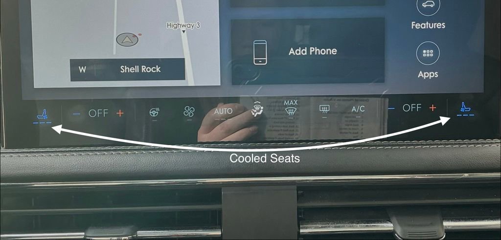 Used 2023 Lincoln Corsair Grand Touring w/ Equipment Group 302A image 17