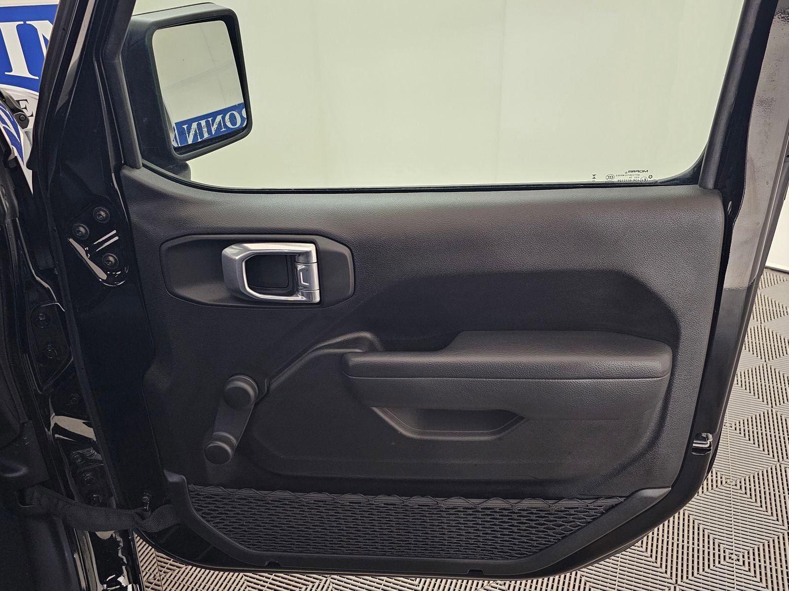 Used 2024 Jeep Gladiator Sport image 30