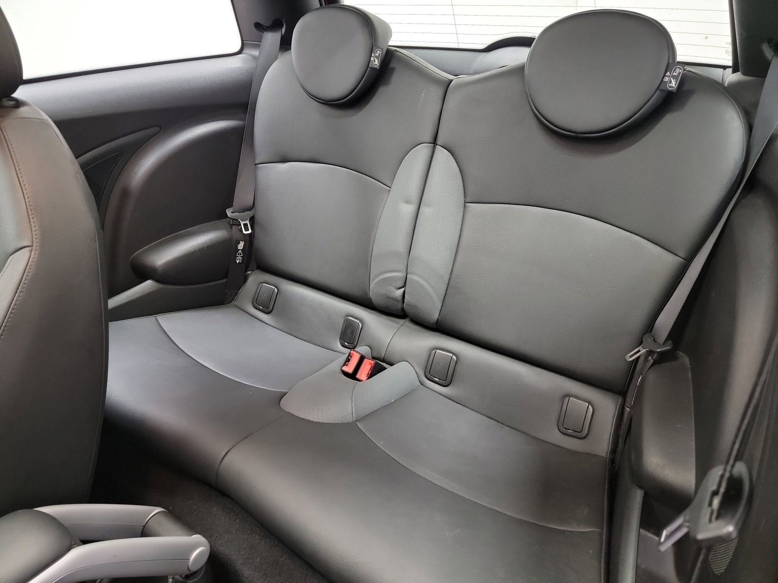 Used 2010 MINI Cooper S image 27